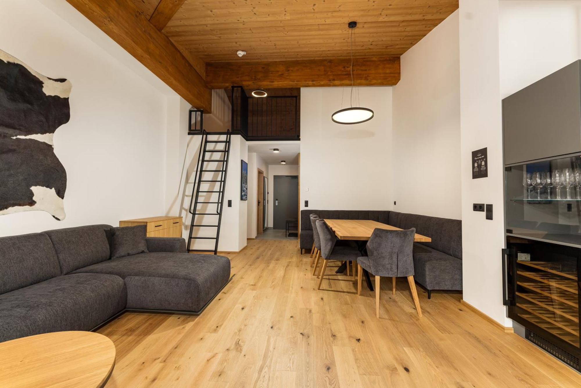 Pure Alpine Suites Schladming Luaran gambar